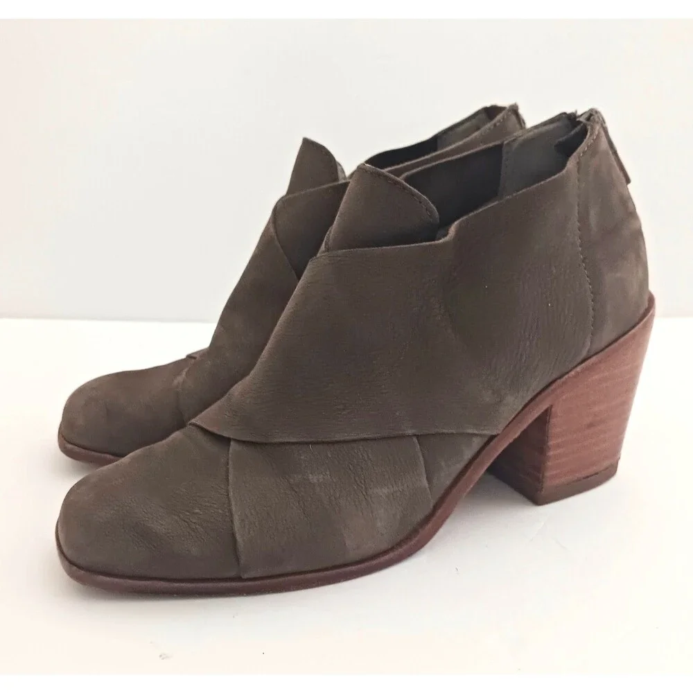 Eileen Fisher Ember Mushroom Brown Suede Ankle Boot Sz 5 Wood Block Heel Zip